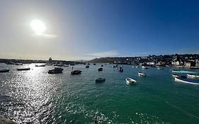 Gold 10 - Cornish Coastal Retreats
